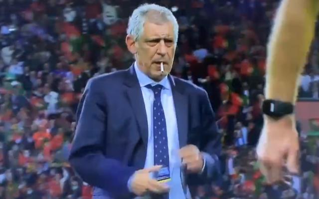 体育直播-3比1险胜土耳其 桑托斯太紧张了 叨了烟却没点着