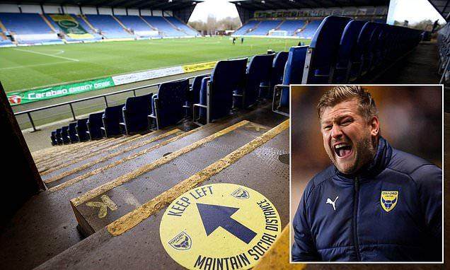 在线观看比赛-球员违规集会怎么罚？牛津联重拳出击：停赛+开除